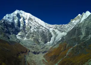 Langtang-Valley-Trekking